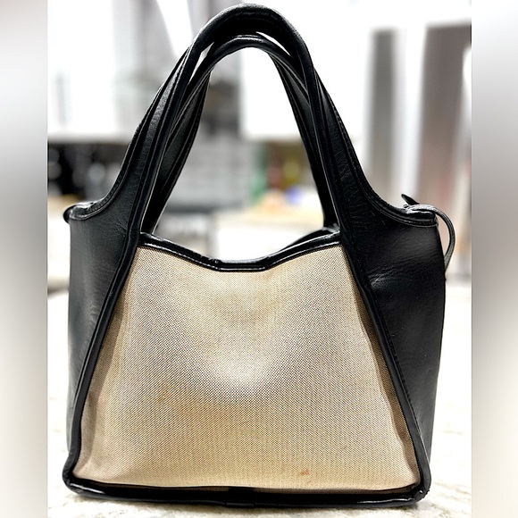 Stella McCartney Authentic Vegan Perforated Logo Tote Bag - Picture 3 of 13